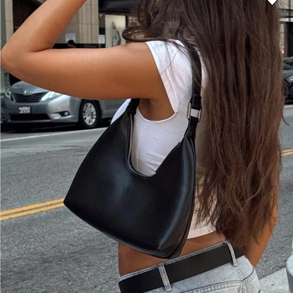 Reeves Bag - Picture 2 of 3